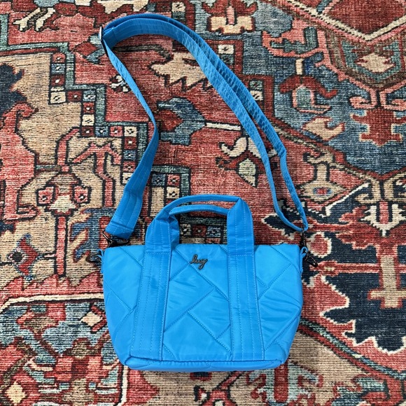 Lug Dart New Mini Turquoise Shoulder Strap Purse Quilted Design Key Fob 8x11 - Picture 1 of 6